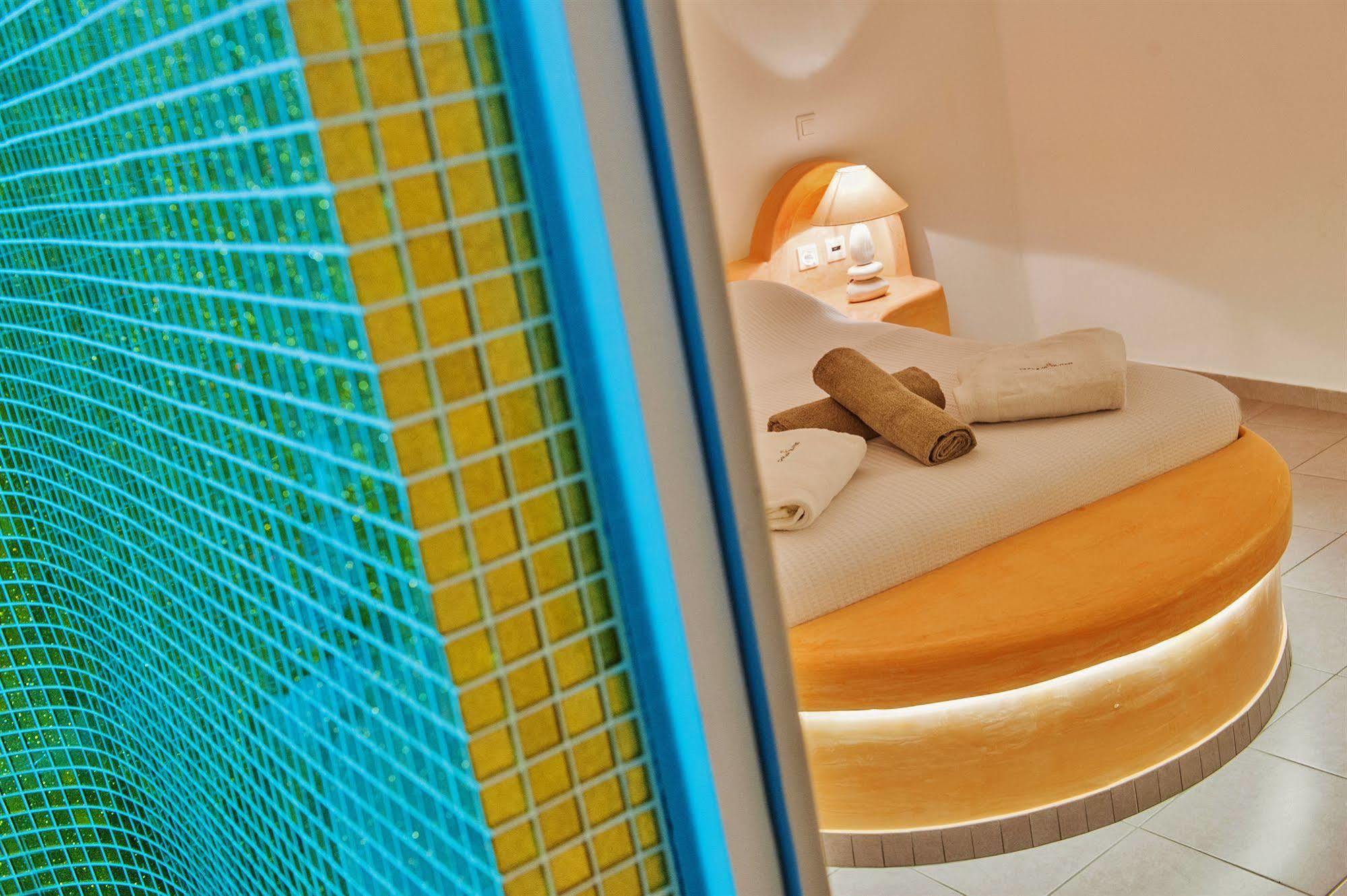 Chroma Suites Oia Exterior foto